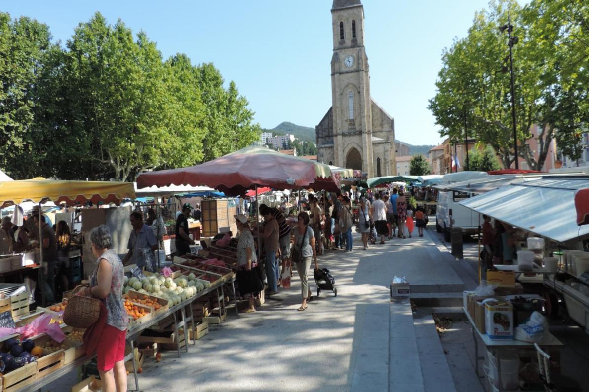 T2 entièrement équipé et refait à neuf à 10mn Alès La Grand'Combe Exterior foto
